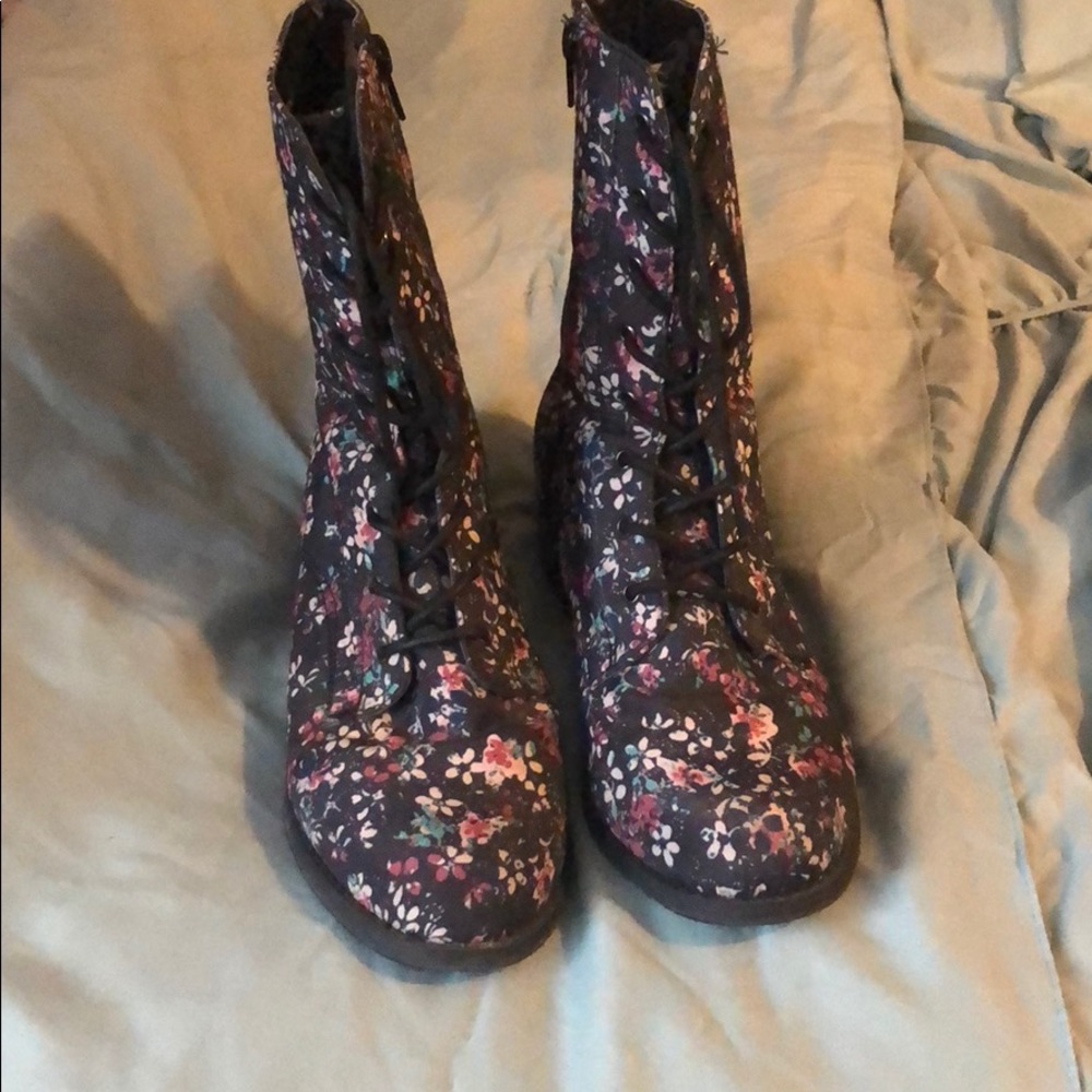 Floral combat boots